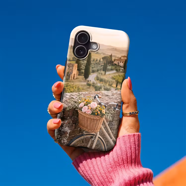 Fiets - Bloemen - Toscane - Landschap - Roze Toughcase MagSafe Apple iPhone 17 klein -Sfeer1V