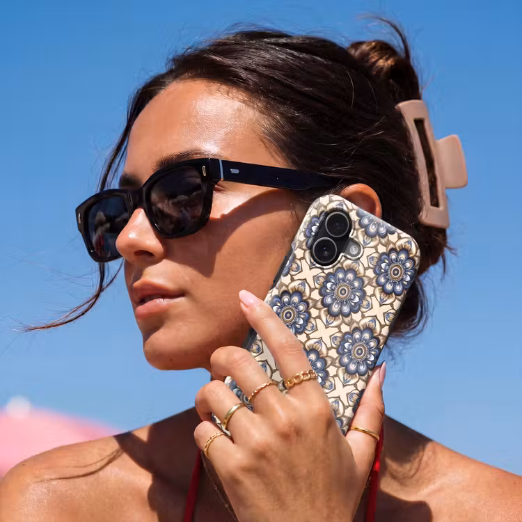Floraal - Ornament - Blauw Toughcase MagSafe Apple iPhone 17 klein 1017 -Sfeer2V