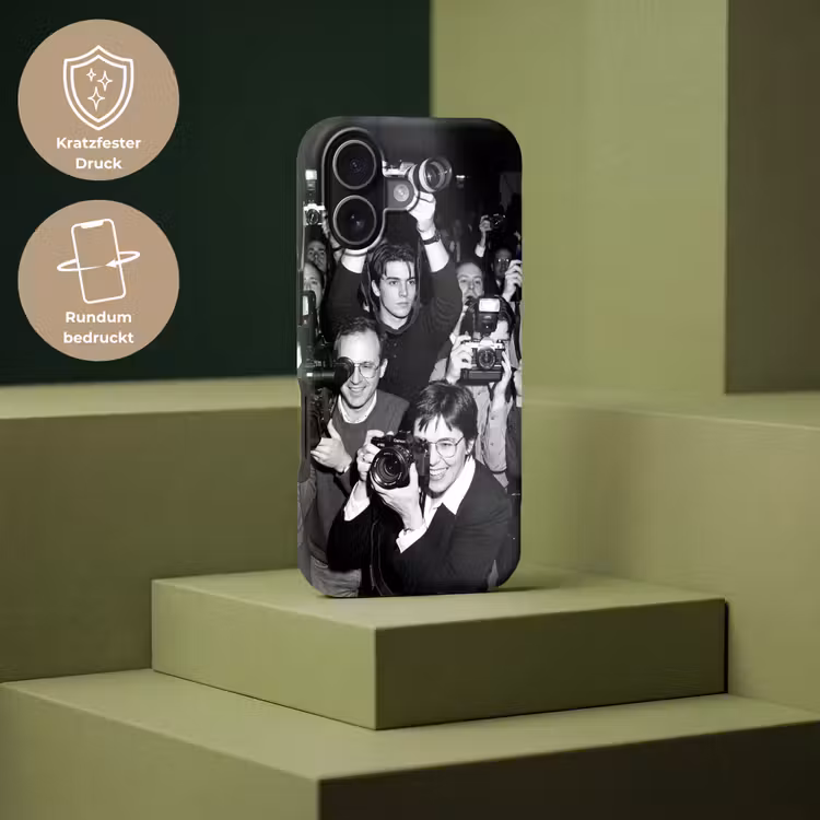 Fotografen - Menigte - Flitsers - Journalistiek Toughcase MagSafe Apple iPhone 17 klein -USP_PrintM_DE