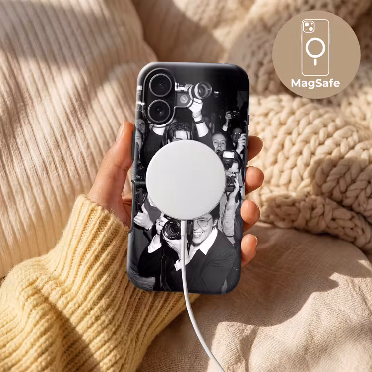 Fotografen - Menigte - Flitsers - Journalistiek Toughcase MagSafe Apple iPhone 17 klein -USP_MagsafeV