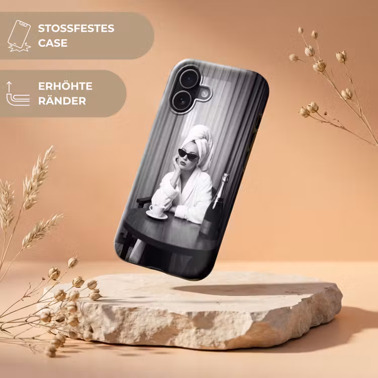 Vrouw - Bubbels - Zwart - Wit Toughcase MagSafe Apple iPhone 17 klein -USP_RandenV_DE