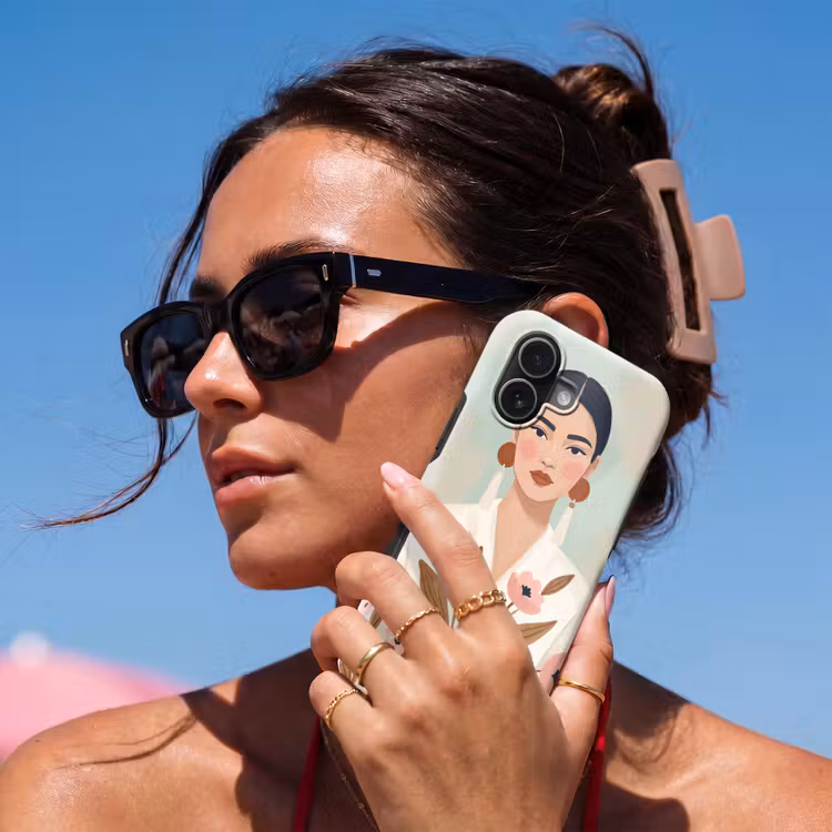 Vrouw - Kimono - Pastel Toughcase MagSafe Apple iPhone 17 klein -Sfeer2V