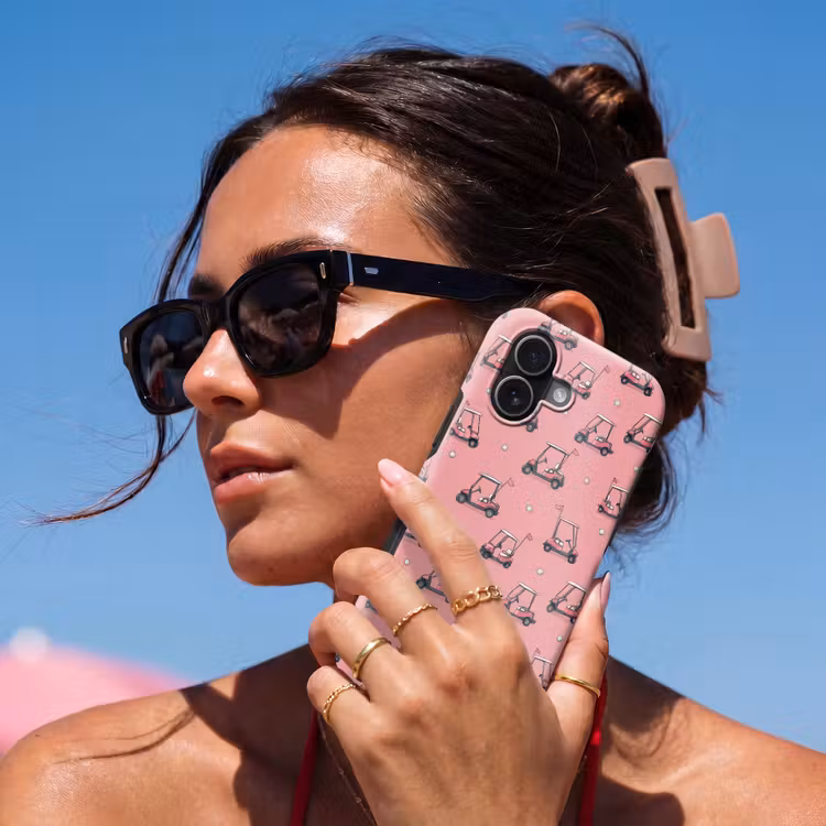 Golfkar - Retro - Roze Toughcase MagSafe Apple iPhone 17 klein 1017 -Sfeer2V