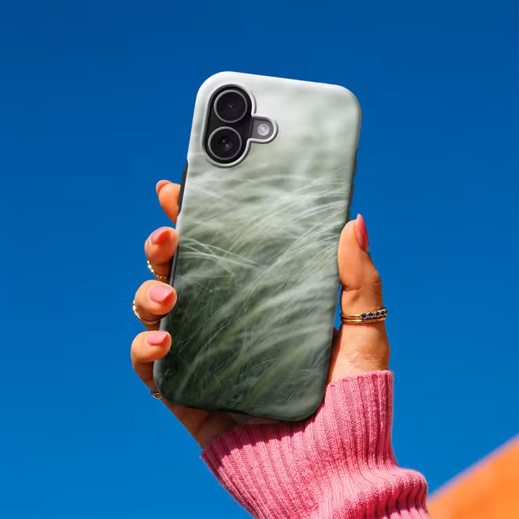 Gras - Wazig - Natuur - Groen - Zacht Toughcase MagSafe Apple iPhone 17 klein -Sfeer1V