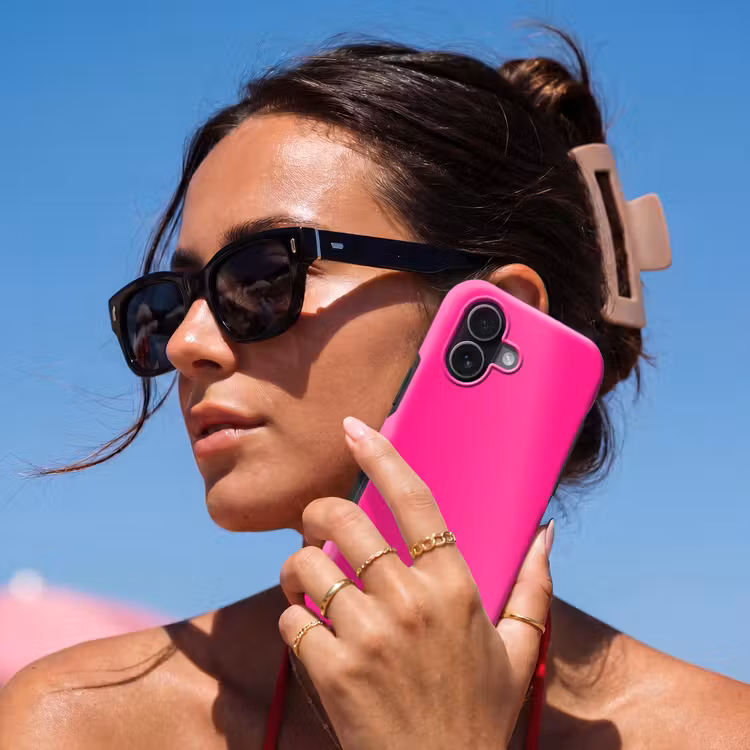 Hot - Fuchsia - Roze Toughcase MagSafe Apple iPhone 17 klein 1017 -Sfeer2V