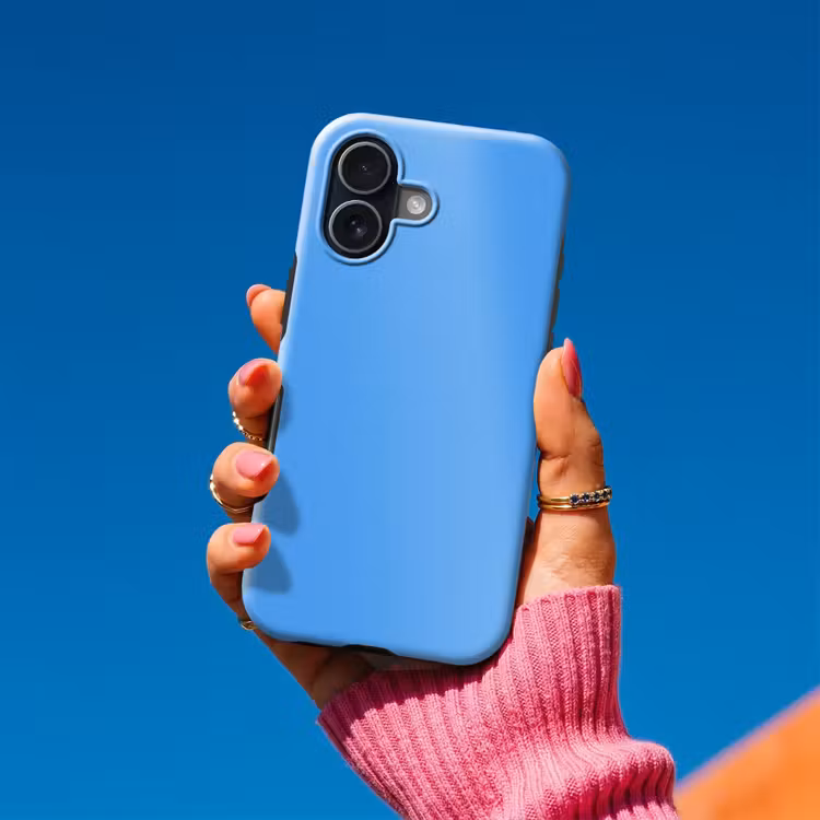 Bright - Azure - Blauw Toughcase MagSafe Apple iPhone 17 klein 1017 -Sfeer1V