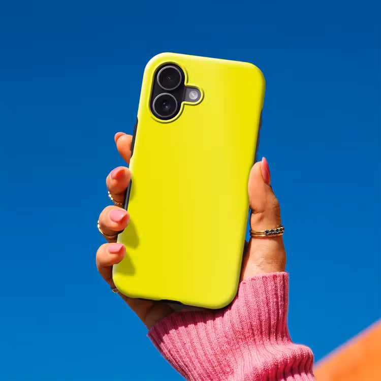 Bright - Canary - Geel Toughcase MagSafe Apple iPhone 17 klein 1017 -Sfeer1V