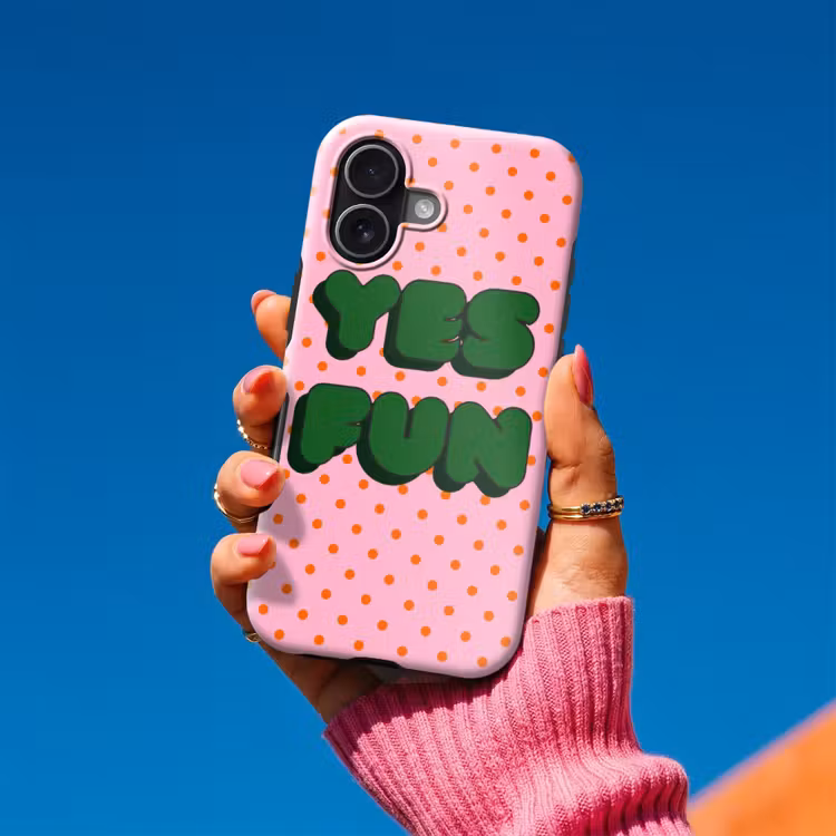 Yes fun - Groen - Roze - Stippen Toughcase MagSafe Apple iPhone 17 klein -Sfeer1V