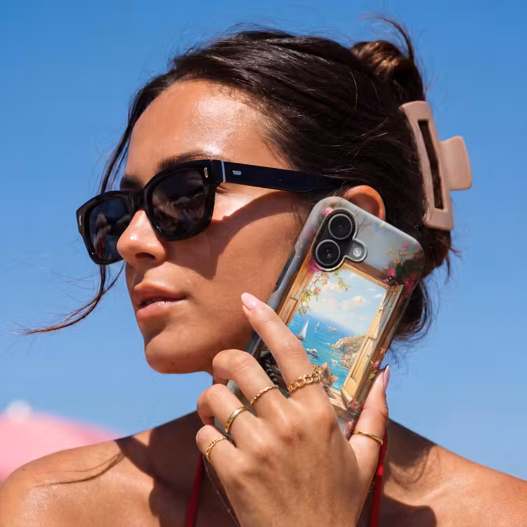 Kat - Blauwe zee - Roze bloemen Toughcase MagSafe Apple iPhone 17 klein -Sfeer2V