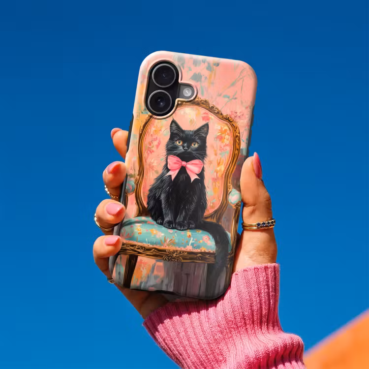 Kat - Roze - Stoel met bloemenmotief Toughcase MagSafe Apple iPhone 17 klein -Sfeer1V