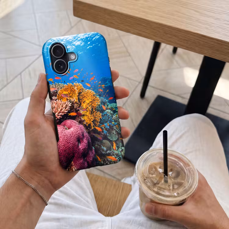 Koraal - Vissen - Oceaan - Natuur - Kleurrijk Toughcase MagSafe Apple iPhone 17 klein -Sfeer1M