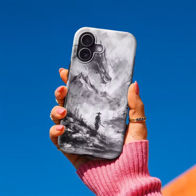 Krijger - Draak - Grijs Toughcase MagSafe Apple iPhone 17 klein -Sfeer1V