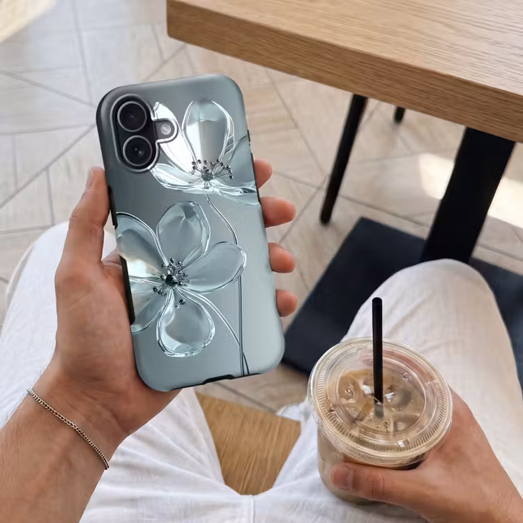 Kristal - Bloemen - Grijs Toughcase MagSafe Apple iPhone 17 klein -Sfeer1M
