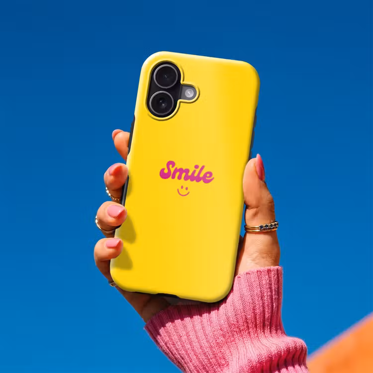 Smile - Geel - Roze Toughcase MagSafe Apple iPhone 17 klein -Sfeer1V