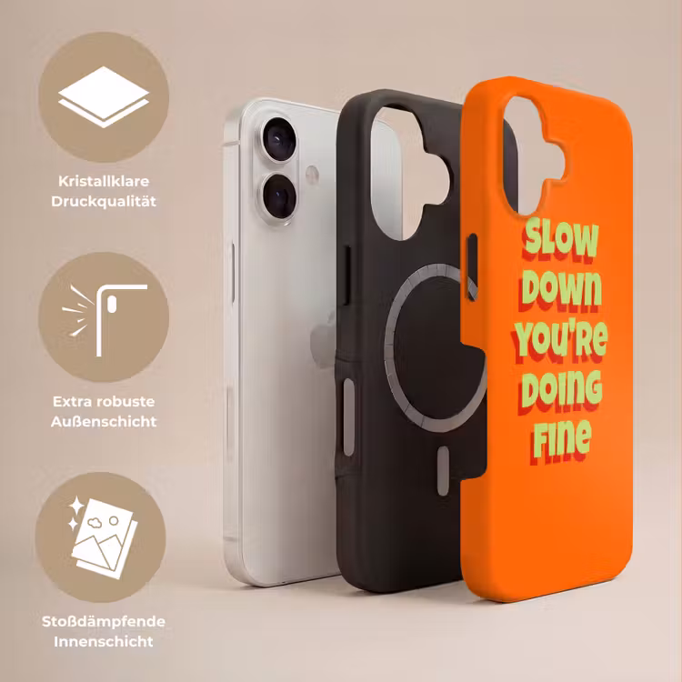 Slow down you're doing fine - Oranje - Simple Toughcase MagSafe Apple iPhone 17 klein -USP_Lagen_DE