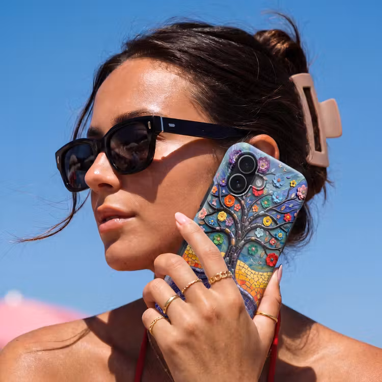 Levensboom - Mozaïek - Bloemen - Kleurrijk - Vrolijk Toughcase MagSafe Apple iPhone 17 klein -Sfeer2V