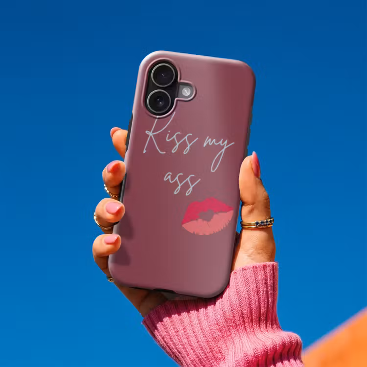 Kiss my ass - Lip - Bordeaux Toughcase MagSafe Apple iPhone 17 klein -Sfeer1V