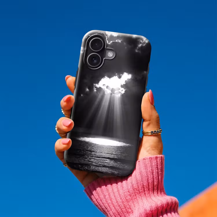 Licht - Wolken - Zee - Zwart-wit - Natuur Toughcase MagSafe Apple iPhone 17 klein -Sfeer1V