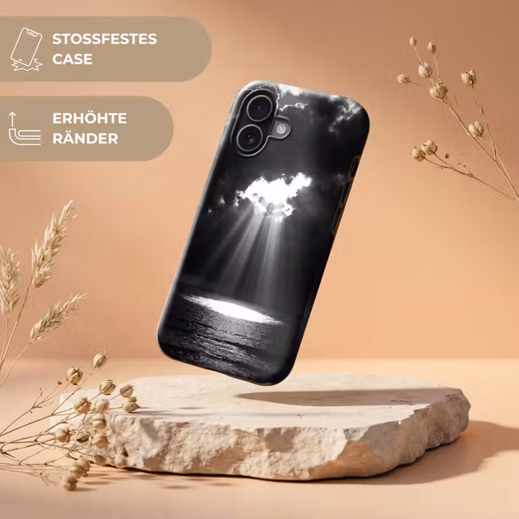 Licht - Wolken - Zee - Zwart-wit - Natuur Toughcase MagSafe Apple iPhone 17 klein -USP_RandenV_DE