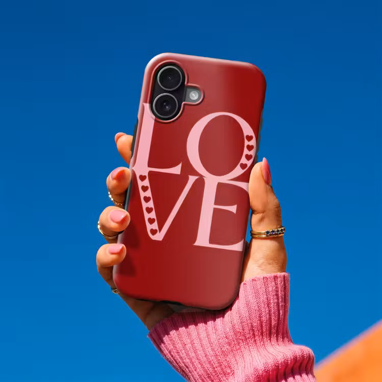 Love - Rood - Hatjes Toughcase MagSafe Apple iPhone 17 klein -Sfeer1V