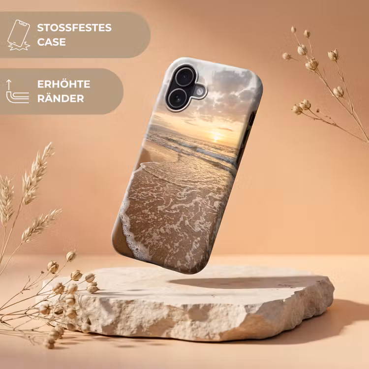Zee - Kustlijn - Wolken - Landschap - Oranje Toughcase MagSafe Apple iPhone 17 klein -USP_RandenV_DE