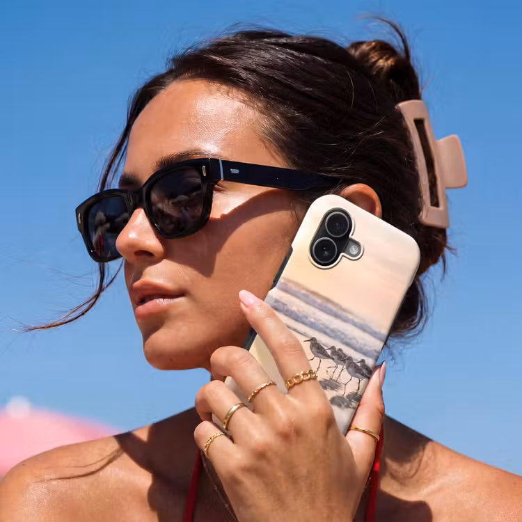 Zee - Vogels - Strand Toughcase MagSafe Apple iPhone 17 klein -Sfeer2V