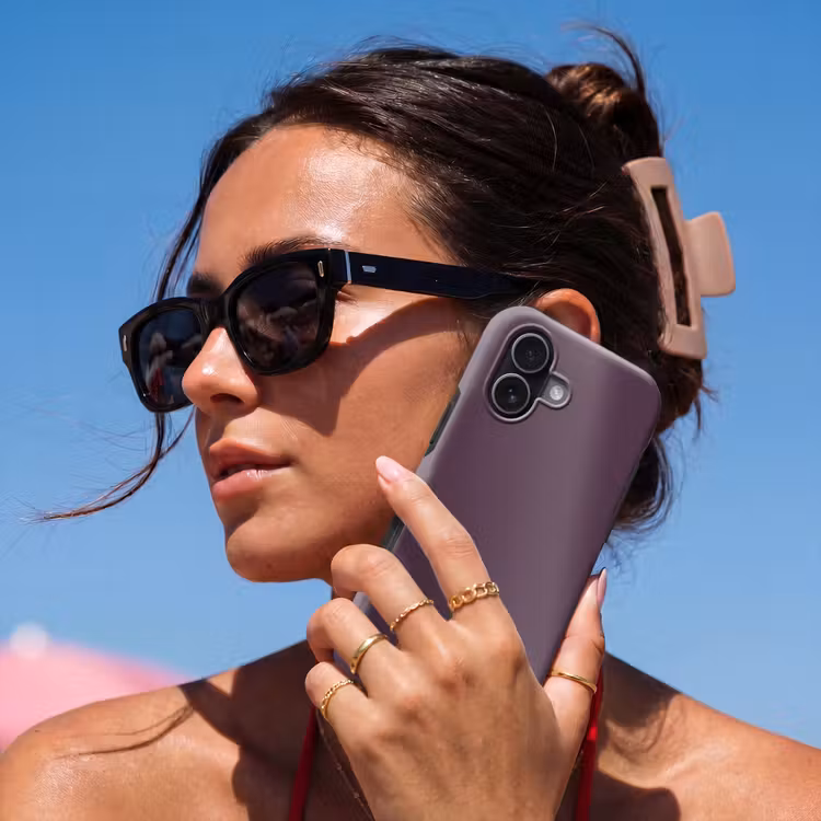 Midnight - Plum - Paars Toughcase MagSafe Apple iPhone 17 klein 1017 -Sfeer2V