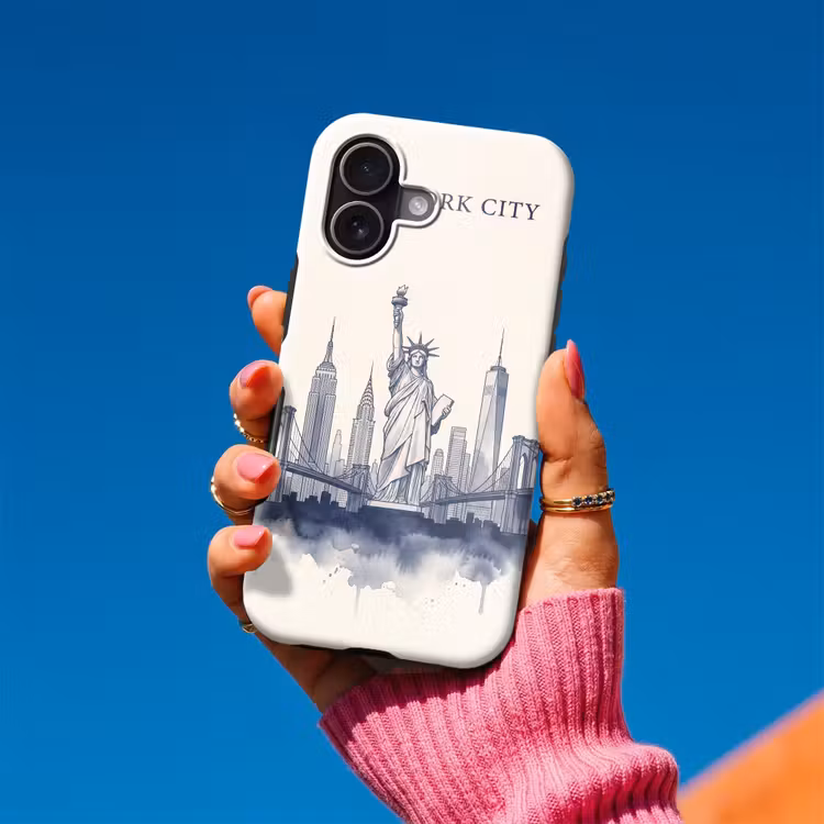 New York - Vrijheidsbeeld - Skyline - Illustratie - Blauw Toughcase MagSafe Apple iPhone 17 klein -Sfeer1V