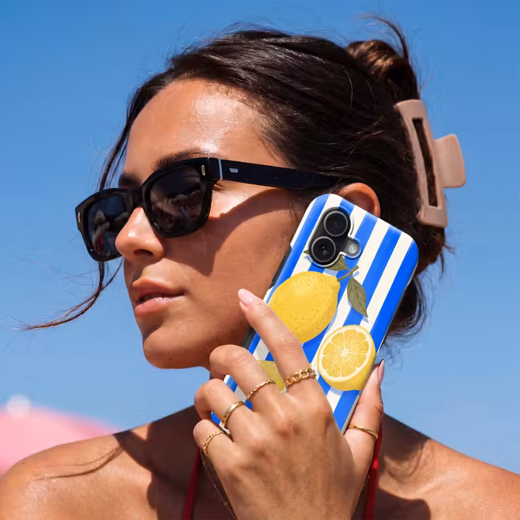 Fruit - Citroen - Zomer - Geel - Blauw Toughcase MagSafe Apple iPhone 17 klein -Sfeer2V