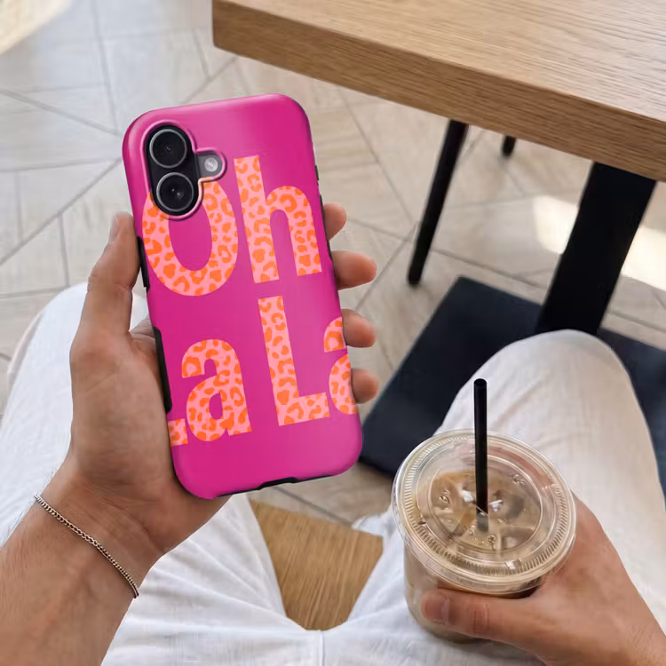 Oh la la - Luipaardprint - Roze Toughcase MagSafe Apple iPhone 17 klein -Sfeer1M