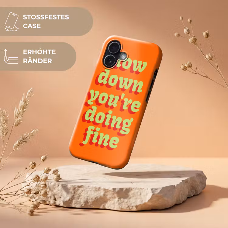 Oranje - Slow down you're doing fine - Retro Toughcase MagSafe Apple iPhone 17 klein -USP_RandenV_DE