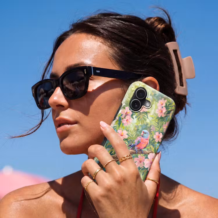 Papagaai - Hibiscusbloemen - Kleurrijk Toughcase MagSafe Apple iPhone 17 klein -Sfeer2V