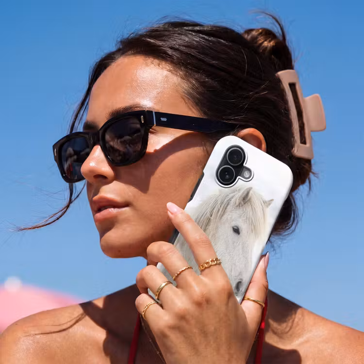 Paard - Kop - Winter - Dieren - Wit Toughcase MagSafe Apple iPhone 17 klein -Sfeer2V
