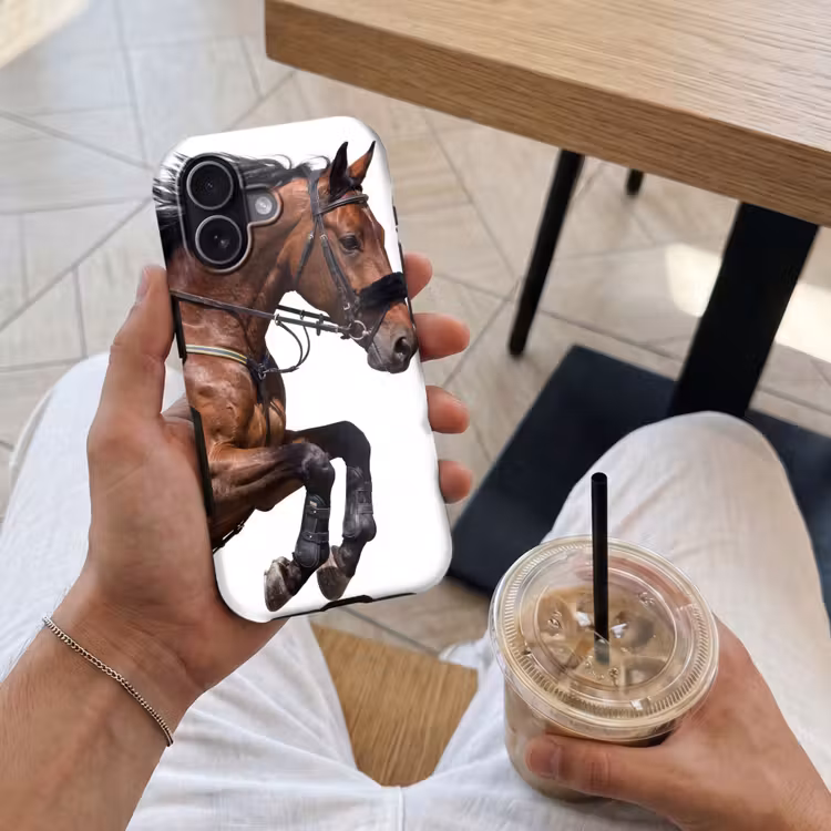 Paard - Springen - Modern Toughcase MagSafe Apple iPhone 17 klein -Sfeer1M