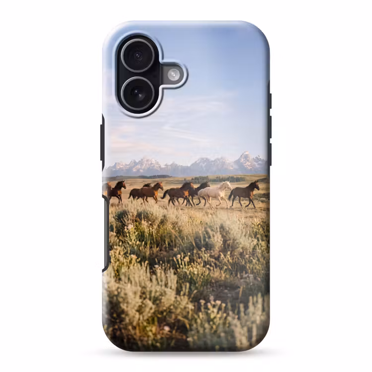 Paarden - Kudde - Bergen - Vrijheid - Wild Toughcase MagSafe Apple iPhone 17 klein -3d