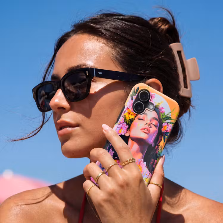 Portret - Bloemenkroon - Vrouw Toughcase MagSafe Apple iPhone 17 klein -Sfeer2V