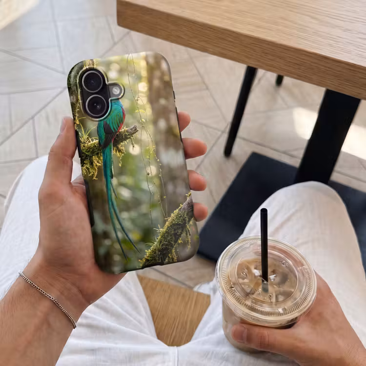 Quetzal - Jungle - Natuur - Groen Toughcase MagSafe Apple iPhone 17 klein -Sfeer1M
