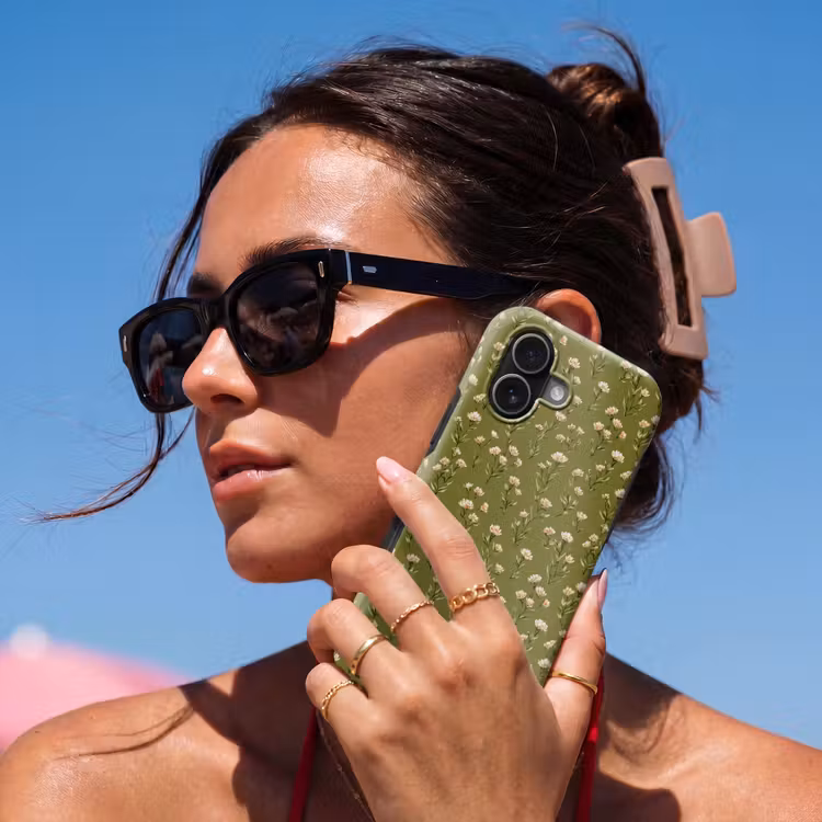 Landelijk - Bloemen - Groen Toughcase MagSafe Apple iPhone 17 klein 1017 -Sfeer2V