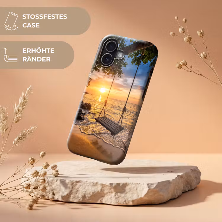 Schommel - Strand - Zonsondergang - Natuur - Oranje Toughcase MagSafe Apple iPhone 17 klein -USP_RandenV_DE