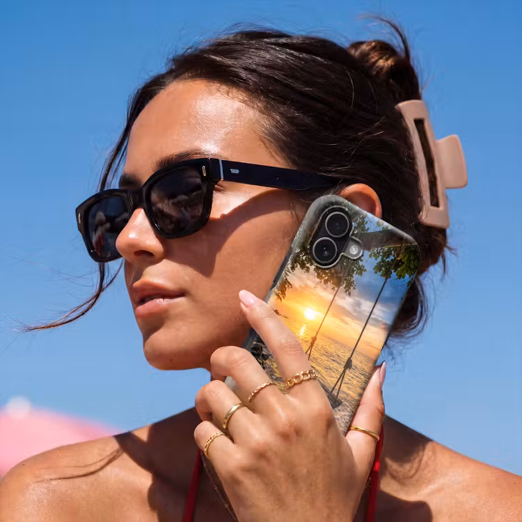 Schommel - Strand - Zonsondergang - Natuur - Oranje Toughcase MagSafe Apple iPhone 17 klein -Sfeer2V