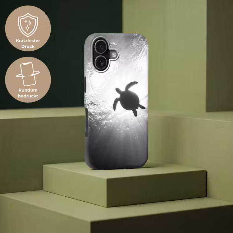 Schildpad - Onderwater - Lichtstralen - Oceaan - Zwart-wit Toughcase MagSafe Apple iPhone 17 klein -USP_PrintM_DE