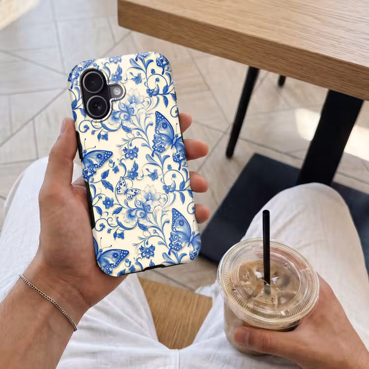 Vlinders - Bloemen - Blauw - Botanisch Toughcase MagSafe Apple iPhone 17 klein 1017 -Sfeer1M