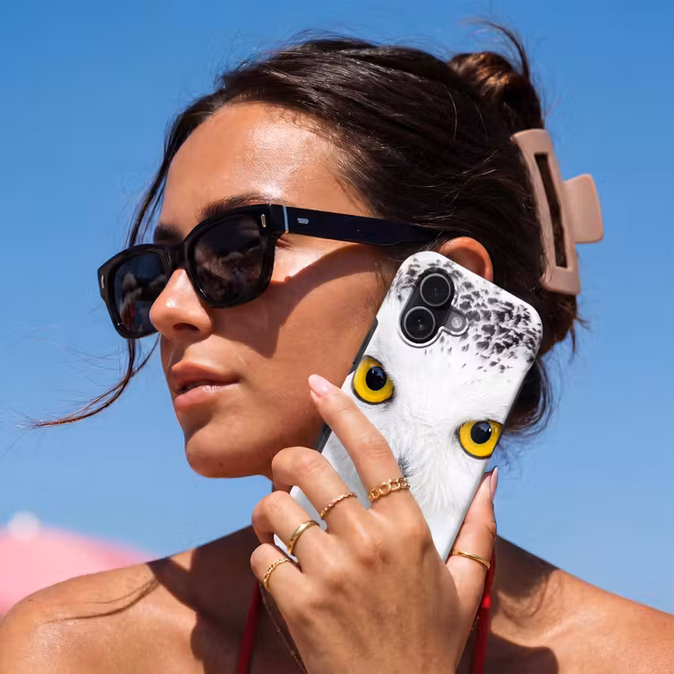 Sneeuwuil - Portret - Geel Toughcase MagSafe Apple iPhone 17 klein -Sfeer2V