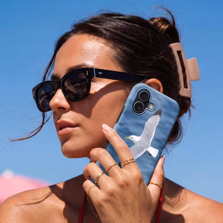 Zeemeeuw - Oceaan - Blauw Toughcase MagSafe Apple iPhone 17 klein -Sfeer2V