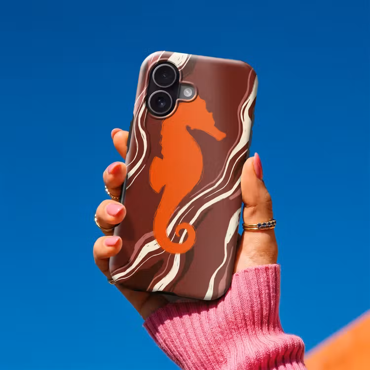 Zeepaardje - Golven - Zeeleven - Abstract - Oranje Toughcase MagSafe Apple iPhone 17 klein -Sfeer1V