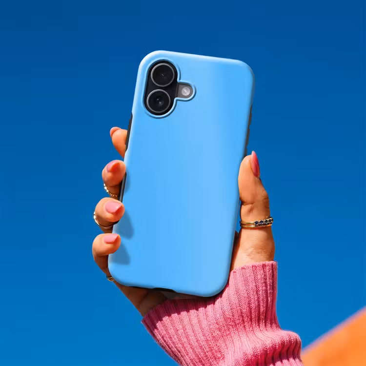 Sky - Blue - Blauw Toughcase MagSafe Apple iPhone 17 klein 1017 -Sfeer1V