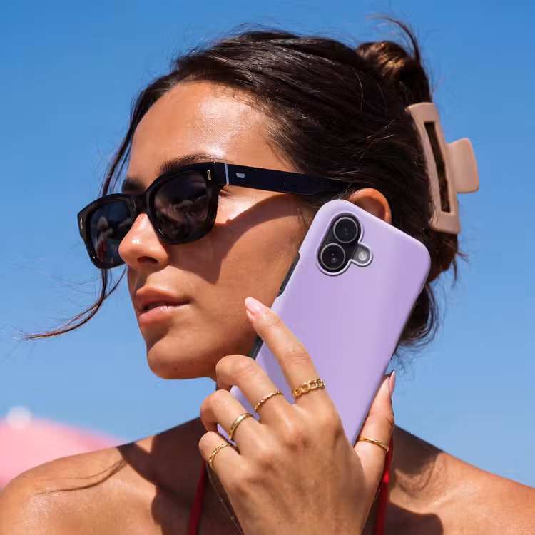 Soft - Lavender - Paars Toughcase MagSafe Apple iPhone 17 klein 1017 -Sfeer2V