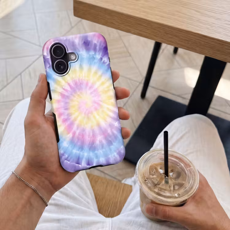 Spiraal - Tie dye - Pasteltinten Toughcase MagSafe Apple iPhone 17 klein -Sfeer1M