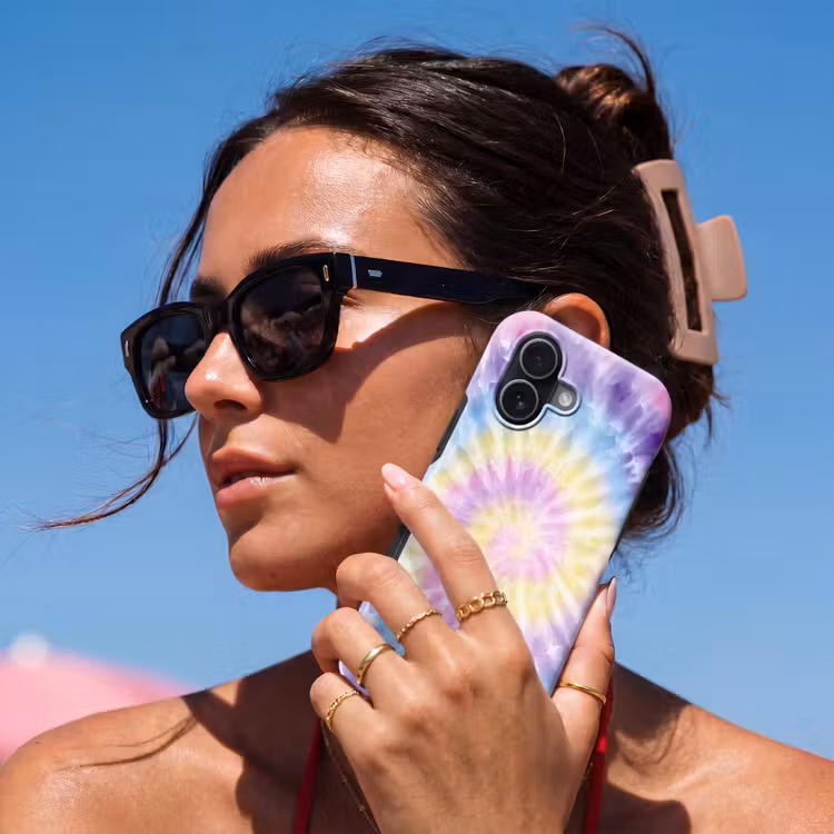 Spiraal - Tie dye - Pasteltinten Toughcase MagSafe Apple iPhone 17 klein -Sfeer2V