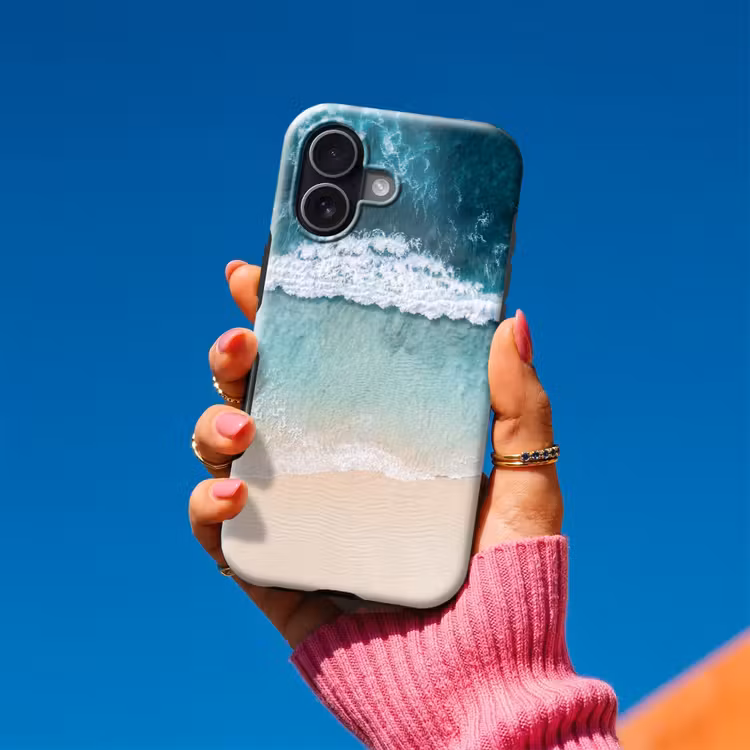 Strand - Zee - Golven - Natuur - Blauw Toughcase MagSafe Apple iPhone 17 klein -Sfeer1V
